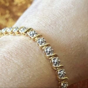 Kohl’s Gold Tennis Bracelet